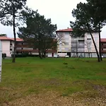 A 500 Metres De L'ocean *
